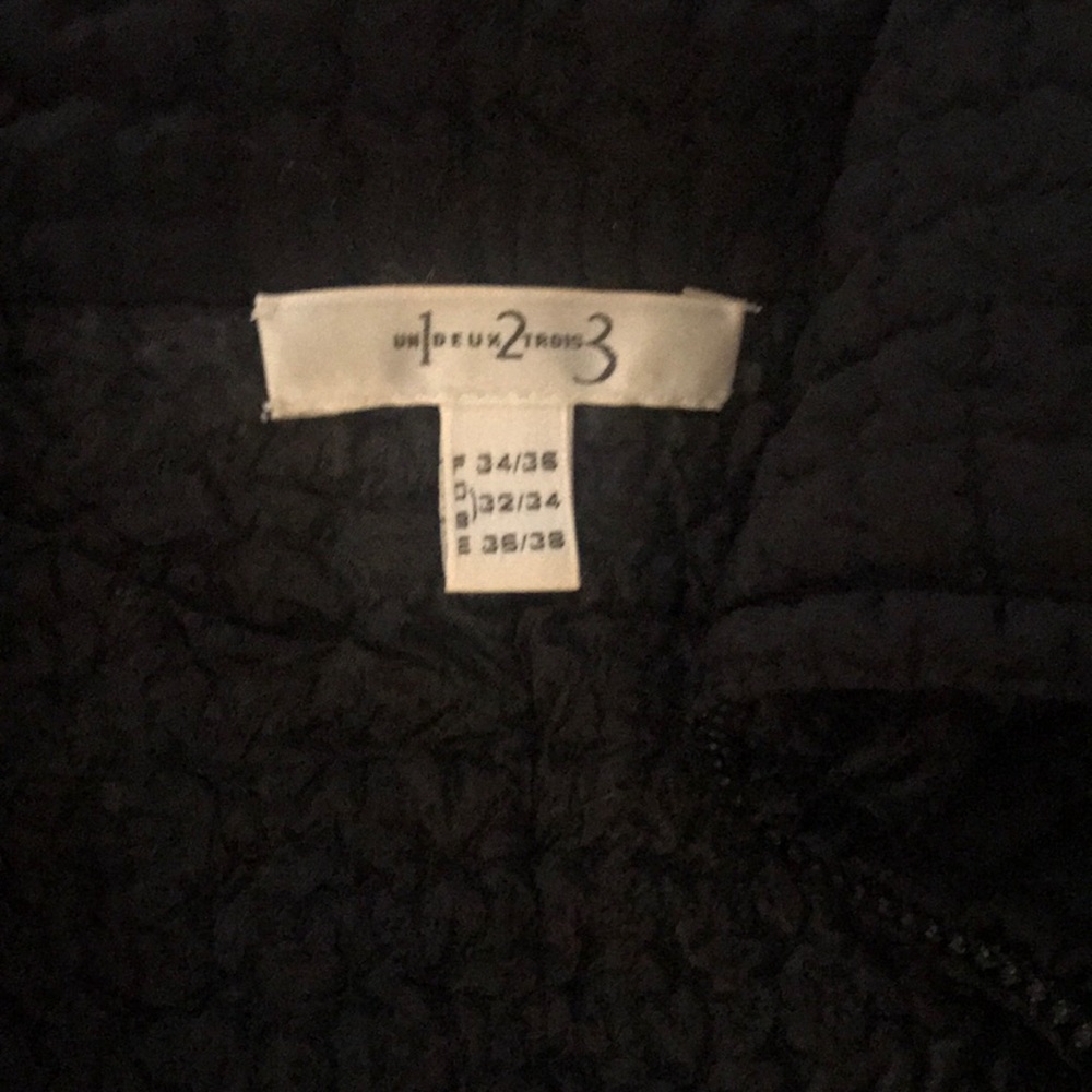 Black jacket - Picture 2 of 4